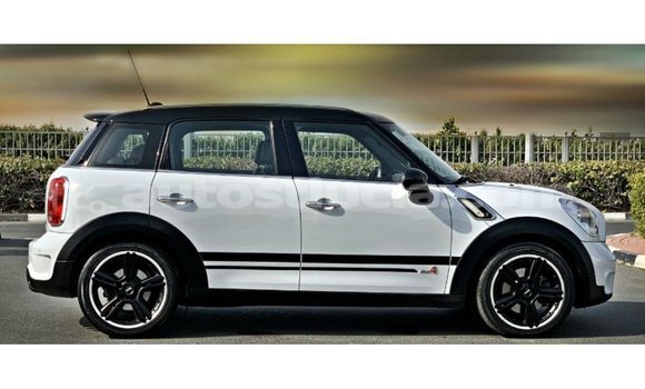 Buy Import Mini Cooper White Car in Import - Dubai in Anse-la-Raye Buy Import Mini Cooper White Car in Import - Dubai in Anse-la-Raye