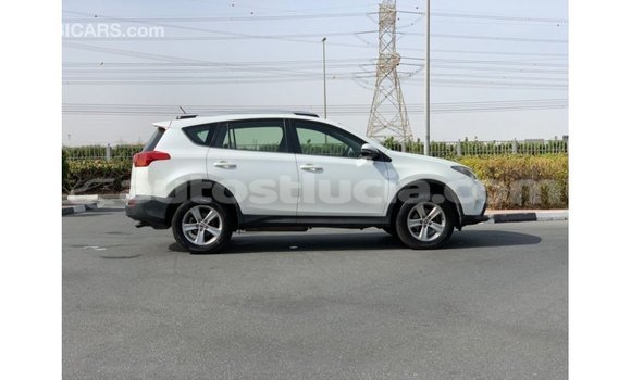 Buy Import Toyota 4Runner White Car in Import - Dubai in Anse-la-Raye Buy Import Toyota 4Runner White Car in Import - Dubai in Anse-la-Raye