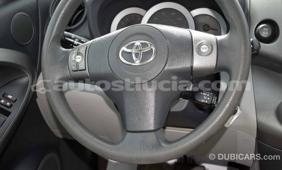 Buy Import Toyota HiAce White Truck in Import - Dubai in Anse-la-Raye Buy Import Toyota HiAce White Truck in Import - Dubai in Anse-la-Raye