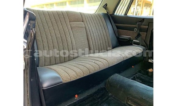 Buy Import Mercedes-Benz 190 (W201) White Car in Import - Dubai in Anse-la-Raye Buy Import Mercedes-Benz 190 (W201) White Car in Import - Dubai in Anse-la-Raye