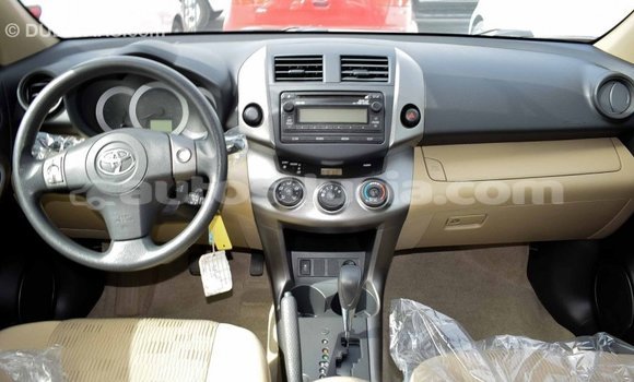 Buy Import Toyota HiAce Other Truck in Import - Dubai in Anse-la-Raye Buy Import Toyota HiAce Other Truck in Import - Dubai in Anse-la-Raye
