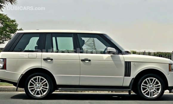 Buy Import Land Rover Range Rover White Car in Import - Dubai in Anse-la-Raye Buy Import Land Rover Range Rover White Car in Import - Dubai in Anse-la-Raye