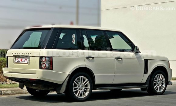 Buy Import Land Rover Range Rover White Car in Import - Dubai in Anse-la-Raye Buy Import Land Rover Range Rover White Car in Import - Dubai in Anse-la-Raye