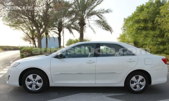 Buy Import Toyota Camry White Car in Import - Dubai in Anse-la-Raye Buy Import Toyota Camry White Car in Import - Dubai in Anse-la-Raye