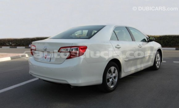 Buy Import Toyota Camry White Car in Import - Dubai in Anse-la-Raye Buy Import Toyota Camry White Car in Import - Dubai in Anse-la-Raye