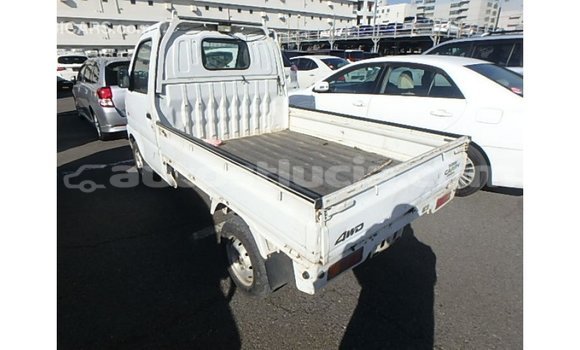 Buy Import Suzuki Carry White Truck in Import - Dubai in Anse-la-Raye Buy Import Suzuki Carry White Truck in Import - Dubai in Anse-la-Raye