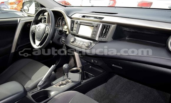 Acheter Import Utilitaire Toyota HiAce Autre à Import - Dubai, Anse-la-Raye Acheter Import Utilitaire Toyota HiAce Autre à Import - Dubai, Anse-la-Raye