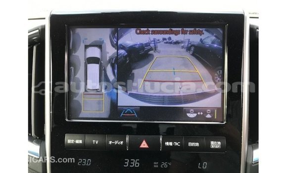 Buy Import Toyota Land Cruiser White Car in Import - Dubai in Anse-la-Raye Buy Import Toyota Land Cruiser White Car in Import - Dubai in Anse-la-Raye