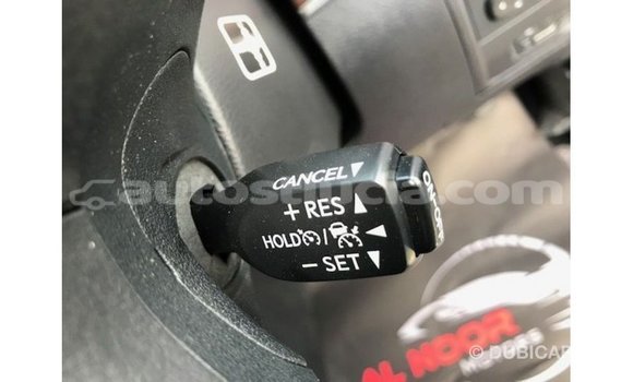 Buy Import Toyota Land Cruiser White Car in Import - Dubai in Anse-la-Raye Buy Import Toyota Land Cruiser White Car in Import - Dubai in Anse-la-Raye