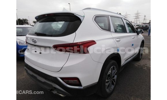 Acheter Import Voiture Hyundai Santa Fe Blanc à Import - Dubai, Anse-la-Raye Acheter Import Voiture Hyundai Santa Fe Blanc à Import - Dubai, Anse-la-Raye