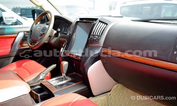 Acheter Import Voiture Toyota Land Cruiser Noir à Import - Dubai, Anse-la-Raye Acheter Import Voiture Toyota Land Cruiser Noir à Import - Dubai, Anse-la-Raye