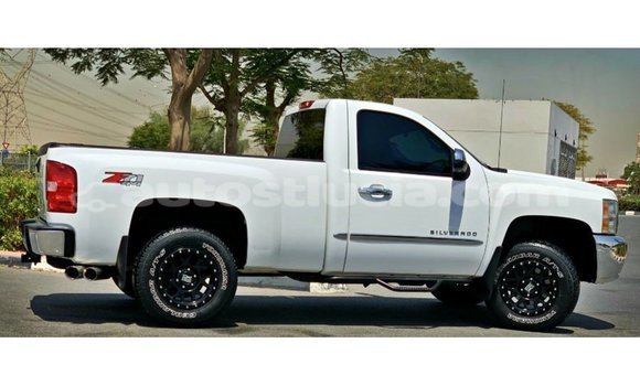 Buy Import Chevrolet Silverado White Car in Import - Dubai in Anse-la-Raye Buy Import Chevrolet Silverado White Car in Import - Dubai in Anse-la-Raye