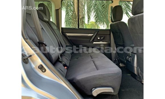 Buy Import Mitsubishi Pajero Other Car in Import - Dubai in Anse-la-Raye Buy Import Mitsubishi Pajero Other Car in Import - Dubai in Anse-la-Raye