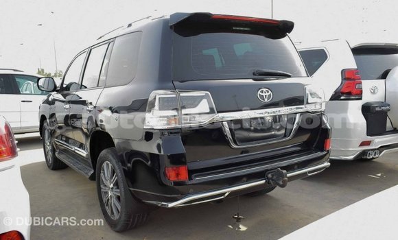 Acheter Import Voiture Toyota Land Cruiser Noir à Import - Dubai, Anse-la-Raye Acheter Import Voiture Toyota Land Cruiser Noir à Import - Dubai, Anse-la-Raye