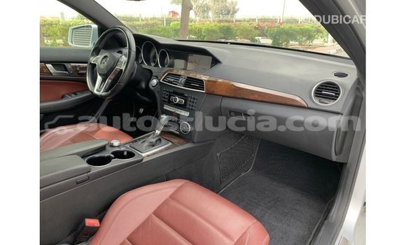 Buy Import Mercedes-Benz 190 (W201) Other Car in Import - Dubai in Anse-la-Raye Buy Import Mercedes-Benz 190 (W201) Other Car in Import - Dubai in Anse-la-Raye
