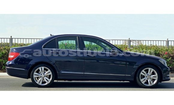 Buy Import Mercedes-Benz 200 Blue Car in Import - Dubai in Anse-la-Raye Buy Import Mercedes-Benz 200 Blue Car in Import - Dubai in Anse-la-Raye