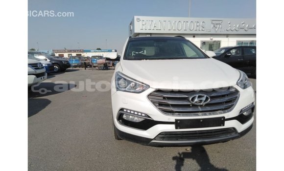 Buy Import Hyundai Santa Fe White Car in Import - Dubai in Anse-la-Raye Buy Import Hyundai Santa Fe White Car in Import - Dubai in Anse-la-Raye