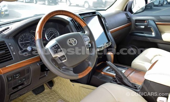 Acheter Import Voiture Toyota Land Cruiser Autre à Import - Dubai, Anse-la-Raye Acheter Import Voiture Toyota Land Cruiser Autre à Import - Dubai, Anse-la-Raye
