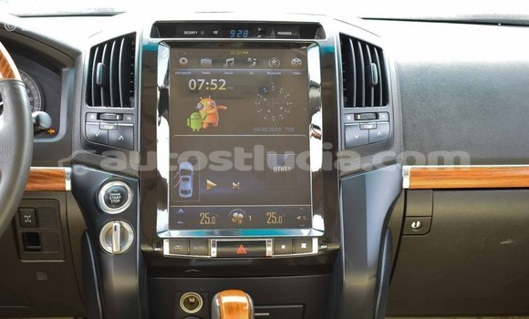 Acheter Import Voiture Toyota Land Cruiser Autre à Import - Dubai, Anse-la-Raye Acheter Import Voiture Toyota Land Cruiser Autre à Import - Dubai, Anse-la-Raye