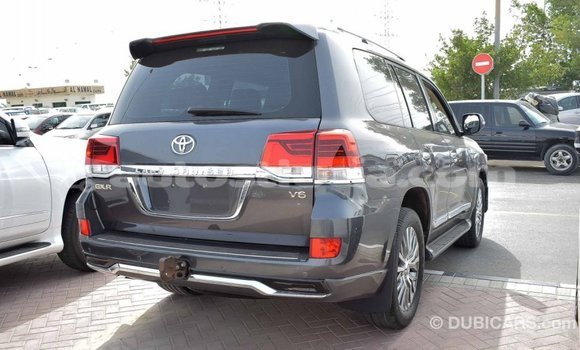 Acheter Import Voiture Toyota Land Cruiser Autre à Import - Dubai, Anse-la-Raye Acheter Import Voiture Toyota Land Cruiser Autre à Import - Dubai, Anse-la-Raye