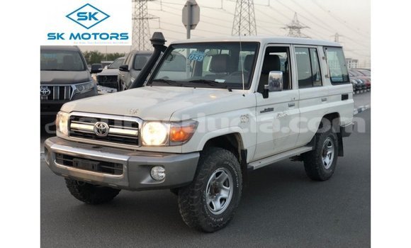 Buy Import Toyota Land Cruiser White Car in Import - Dubai in Anse-la-Raye Buy Import Toyota Land Cruiser White Car in Import - Dubai in Anse-la-Raye