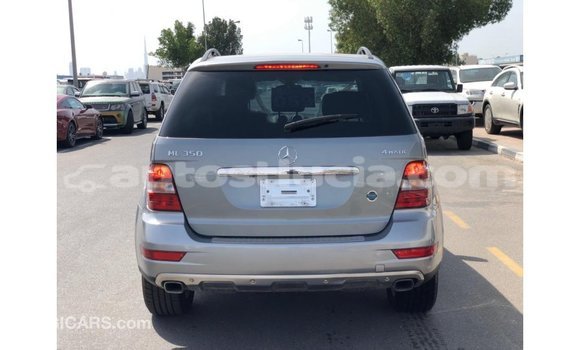 Buy Import Mercedes-Benz 190 (W201) Other Car in Import - Dubai in Anse-la-Raye Buy Import Mercedes-Benz 190 (W201) Other Car in Import - Dubai in Anse-la-Raye