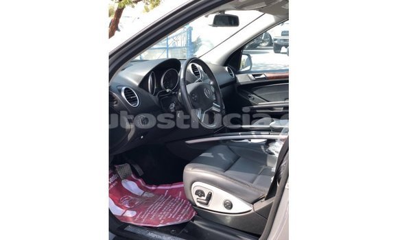 Buy Import Mercedes-Benz 190 (W201) Other Car in Import - Dubai in Anse-la-Raye Buy Import Mercedes-Benz 190 (W201) Other Car in Import - Dubai in Anse-la-Raye