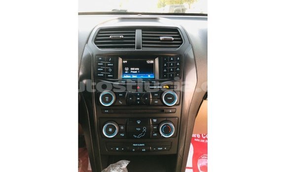 Buy Import Ford Explorer Red Car in Import - Dubai in Anse-la-Raye Buy Import Ford Explorer Red Car in Import - Dubai in Anse-la-Raye