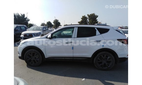 Buy Import Hyundai Santa Fe White Car in Import - Dubai in Anse-la-Raye Buy Import Hyundai Santa Fe White Car in Import - Dubai in Anse-la-Raye