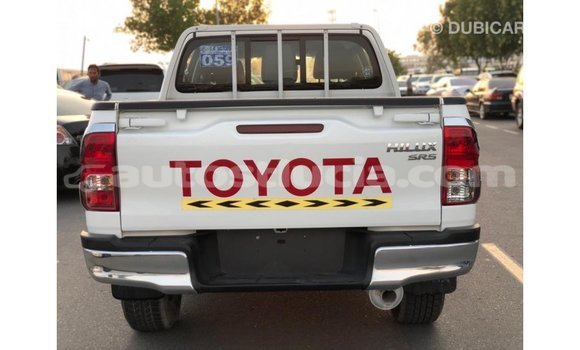 Buy Import Toyota Hilux White Car in Import - Dubai in Anse-la-Raye Buy Import Toyota Hilux White Car in Import - Dubai in Anse-la-Raye