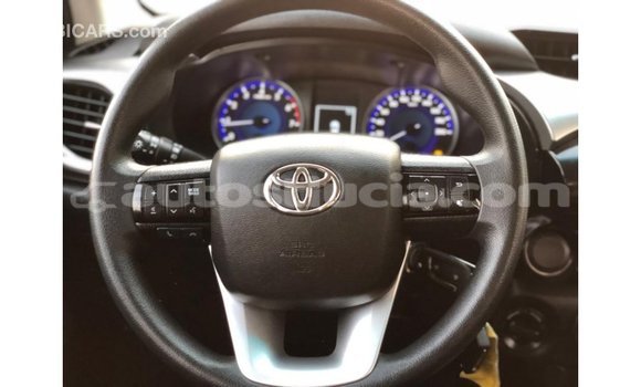Buy Import Toyota Hilux White Car in Import - Dubai in Anse-la-Raye Buy Import Toyota Hilux White Car in Import - Dubai in Anse-la-Raye
