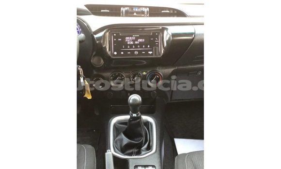 Buy Import Toyota Hilux White Car in Import - Dubai in Anse-la-Raye Buy Import Toyota Hilux White Car in Import - Dubai in Anse-la-Raye