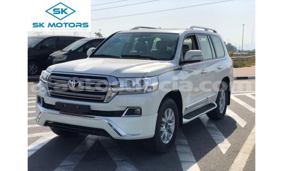 Buy Import Toyota Land Cruiser White Car in Import - Dubai in Anse-la-Raye Buy Import Toyota Land Cruiser White Car in Import - Dubai in Anse-la-Raye