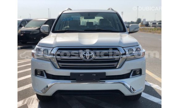 Buy Import Toyota Land Cruiser White Car in Import - Dubai in Anse-la-Raye Buy Import Toyota Land Cruiser White Car in Import - Dubai in Anse-la-Raye