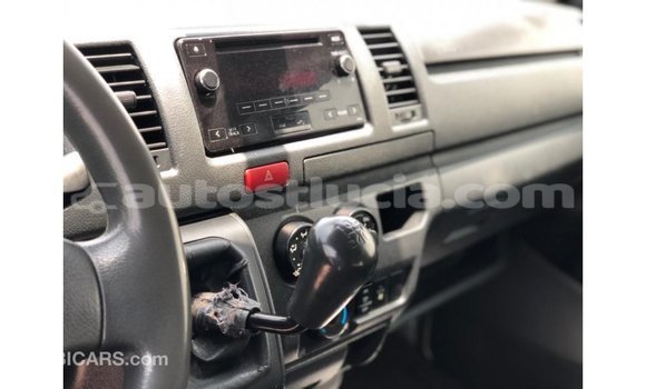 Buy Import Toyota Hiace White Car in Import - Dubai in Anse-la-Raye Buy Import Toyota Hiace White Car in Import - Dubai in Anse-la-Raye