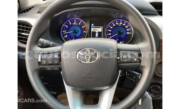 Buy Import Toyota Hilux White Car in Import - Dubai in Anse-la-Raye Buy Import Toyota Hilux White Car in Import - Dubai in Anse-la-Raye