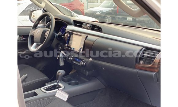 Buy Import Toyota Hilux White Car in Import - Dubai in Anse-la-Raye Buy Import Toyota Hilux White Car in Import - Dubai in Anse-la-Raye