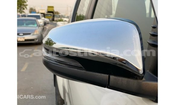 Buy Import Toyota Hilux White Car in Import - Dubai in Anse-la-Raye Buy Import Toyota Hilux White Car in Import - Dubai in Anse-la-Raye