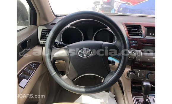 Buy Import Toyota Highlander Other Car in Import - Dubai in Anse-la-Raye Buy Import Toyota Highlander Other Car in Import - Dubai in Anse-la-Raye