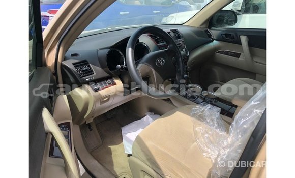 Buy Import Toyota Highlander Other Car in Import - Dubai in Anse-la-Raye Buy Import Toyota Highlander Other Car in Import - Dubai in Anse-la-Raye