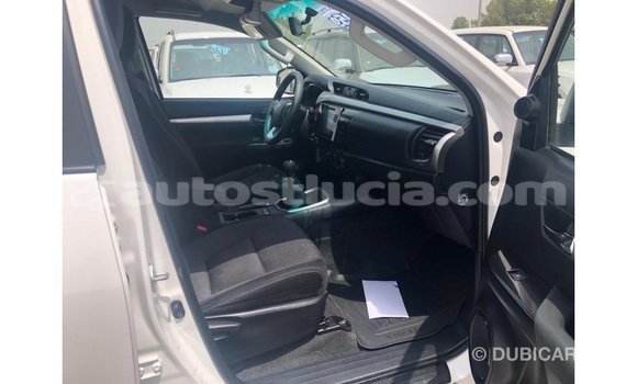 Buy Import Toyota Hilux White Car in Import - Dubai in Anse-la-Raye Buy Import Toyota Hilux White Car in Import - Dubai in Anse-la-Raye