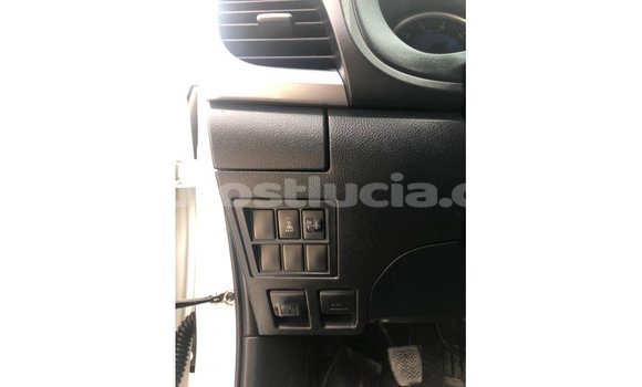 Buy Import Toyota Hilux White Car in Import - Dubai in Anse-la-Raye Buy Import Toyota Hilux White Car in Import - Dubai in Anse-la-Raye