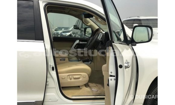 Buy Import Toyota Land Cruiser White Car in Import - Dubai in Anse-la-Raye Buy Import Toyota Land Cruiser White Car in Import - Dubai in Anse-la-Raye