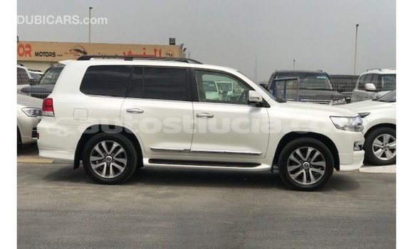 Buy Import Toyota Land Cruiser White Car in Import - Dubai in Anse-la-Raye Buy Import Toyota Land Cruiser White Car in Import - Dubai in Anse-la-Raye