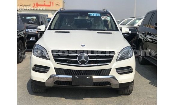 Buy Import Mercedes-Benz 190 (W201) White Car in Import - Dubai in Anse-la-Raye Buy Import Mercedes-Benz 190 (W201) White Car in Import - Dubai in Anse-la-Raye