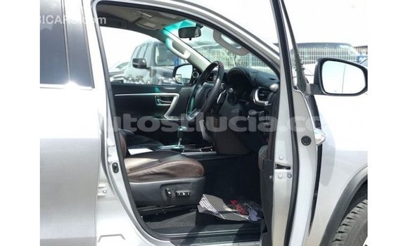 Buy Import Toyota Fortuner Other Car in Import - Dubai in Anse-la-Raye Buy Import Toyota Fortuner Other Car in Import - Dubai in Anse-la-Raye