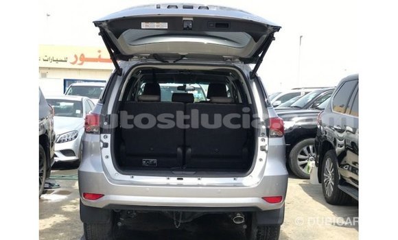 Buy Import Toyota Fortuner Other Car in Import - Dubai in Anse-la-Raye Buy Import Toyota Fortuner Other Car in Import - Dubai in Anse-la-Raye