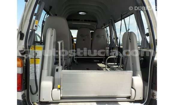 Buy Import Toyota Hiace White Car in Import - Dubai in Anse-la-Raye Buy Import Toyota Hiace White Car in Import - Dubai in Anse-la-Raye