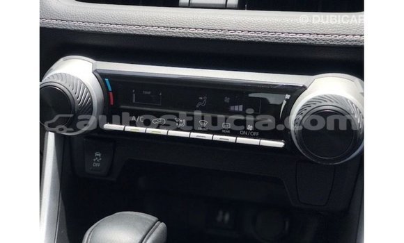 Acheter Import Voiture Toyota 4Runner Blanc à Import - Dubai, Anse-la-Raye Acheter Import Voiture Toyota 4Runner Blanc à Import - Dubai, Anse-la-Raye