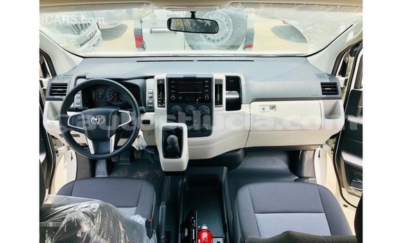 Buy Import Toyota Hiace White Car in Import - Dubai in Anse-la-Raye Buy Import Toyota Hiace White Car in Import - Dubai in Anse-la-Raye